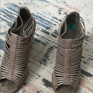 MIA Women's Taupe Strappy Sandals